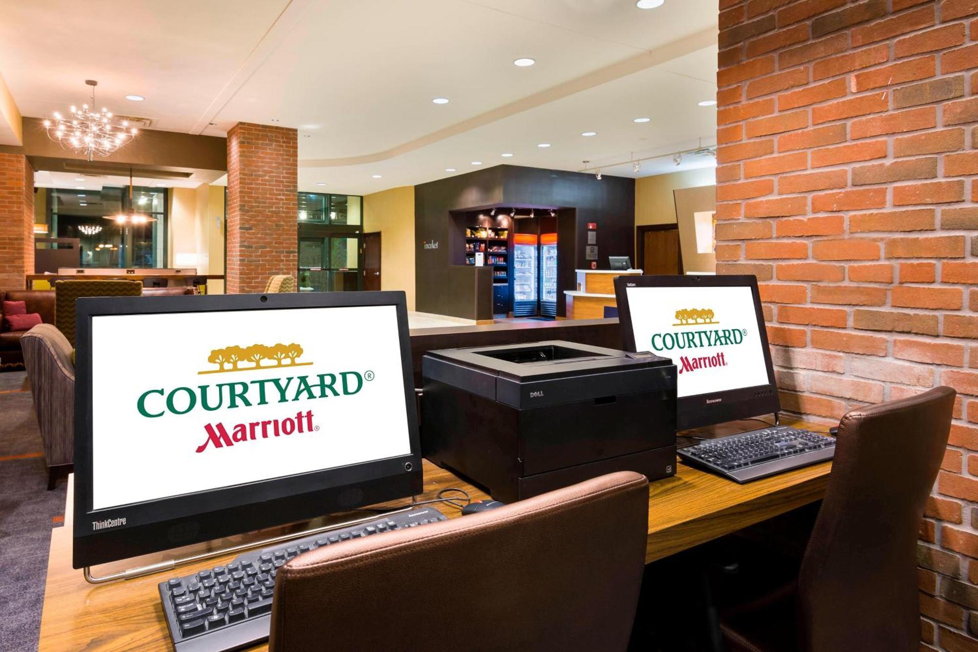 Hotel Courtyard By Marriott Little Rock Downtown Exterior foto